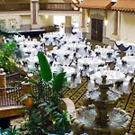 Radisson Hotel El Paso Airport 