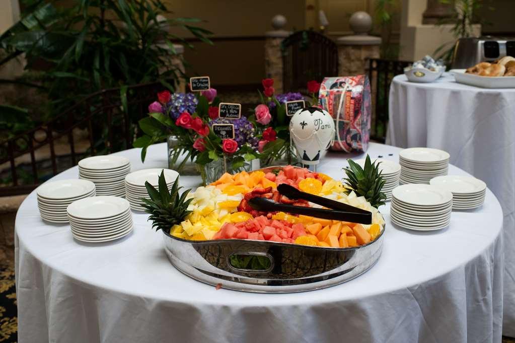 Radisson Airport Hotel 3*