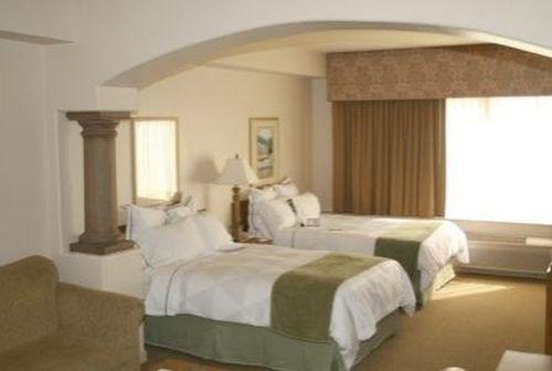 Radisson Airport Hotel 3*